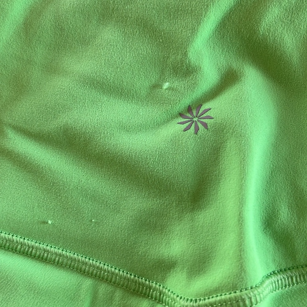 Athleta Saltation Stash Pocket II 5” Short - Picture 3 of 4